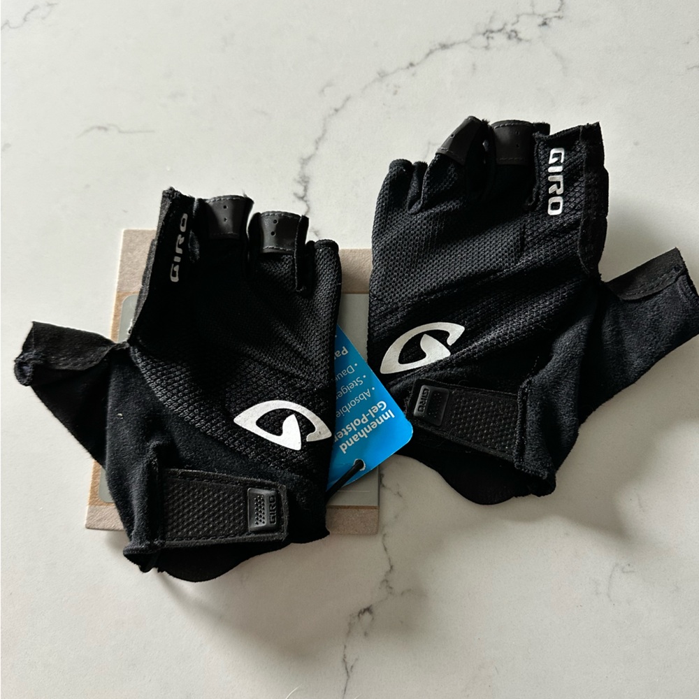 NWT Giro Tessa Gel bike gloves size L